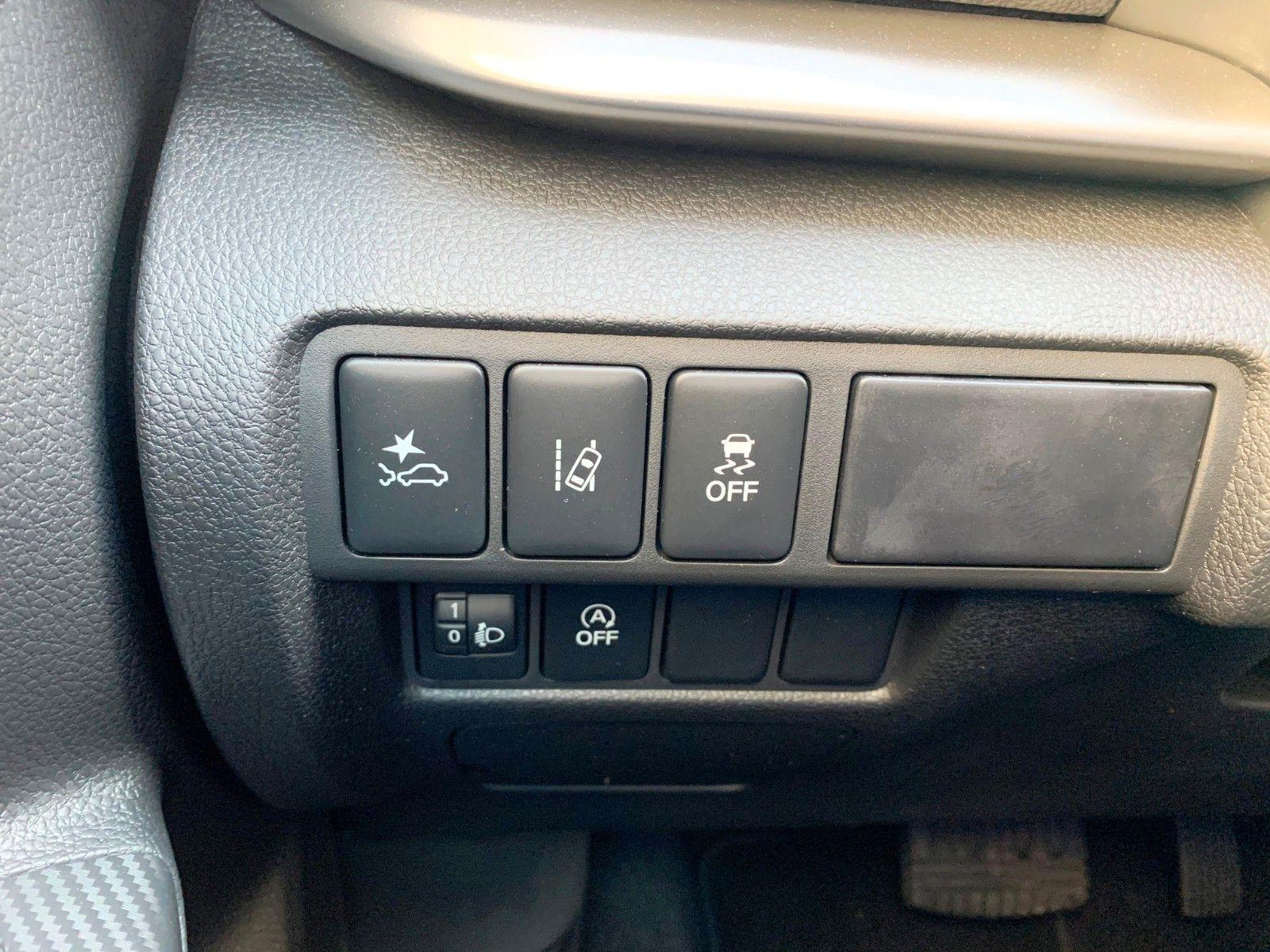 Mitsubishi Eclipse Cross , Automatik, LED, Kamera, SHZ