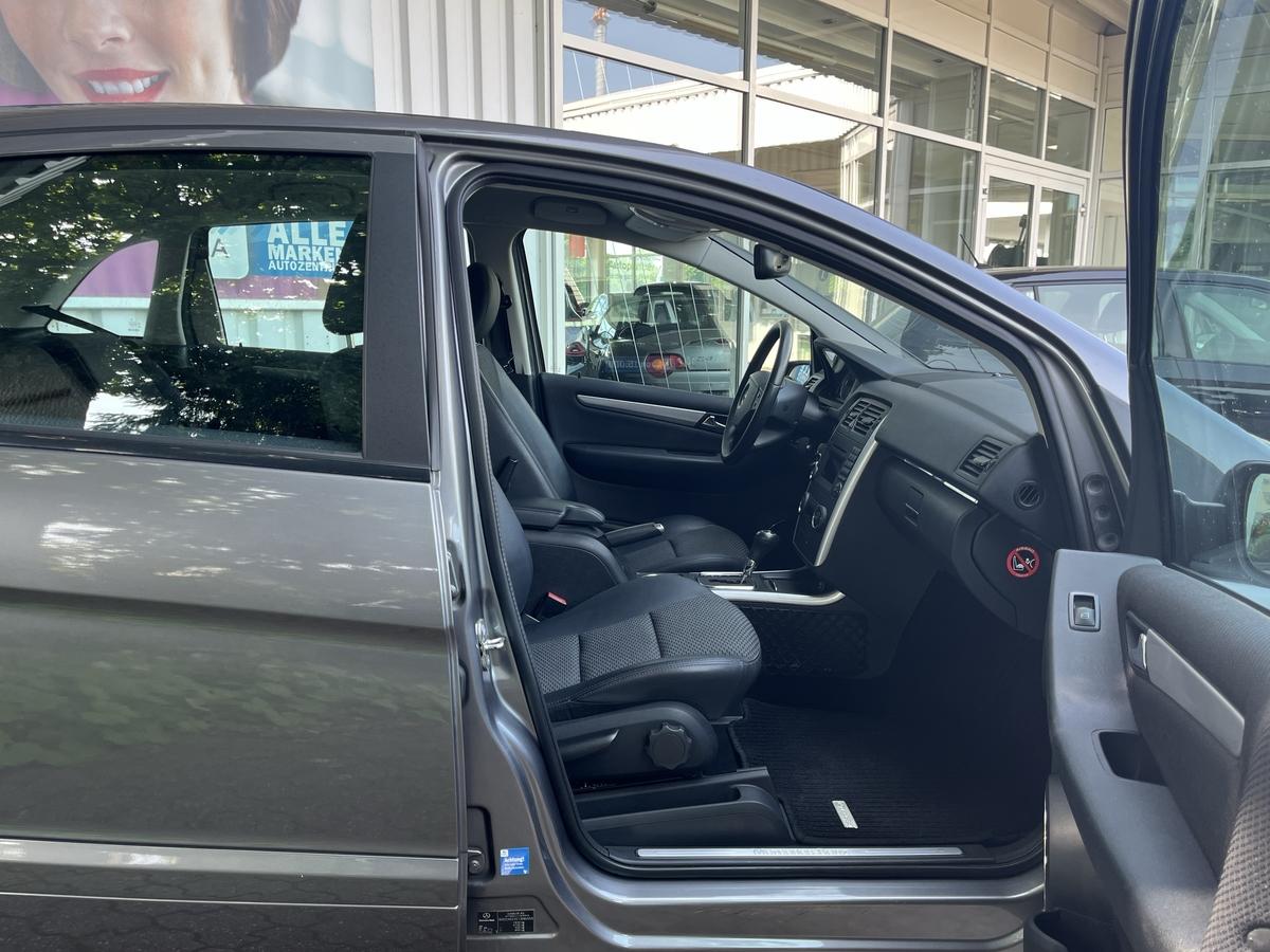 Mercedes-Benz B 180 RENTNER*AUTOM*SHZ*THEMOTRONIC*SCHECKHEFT