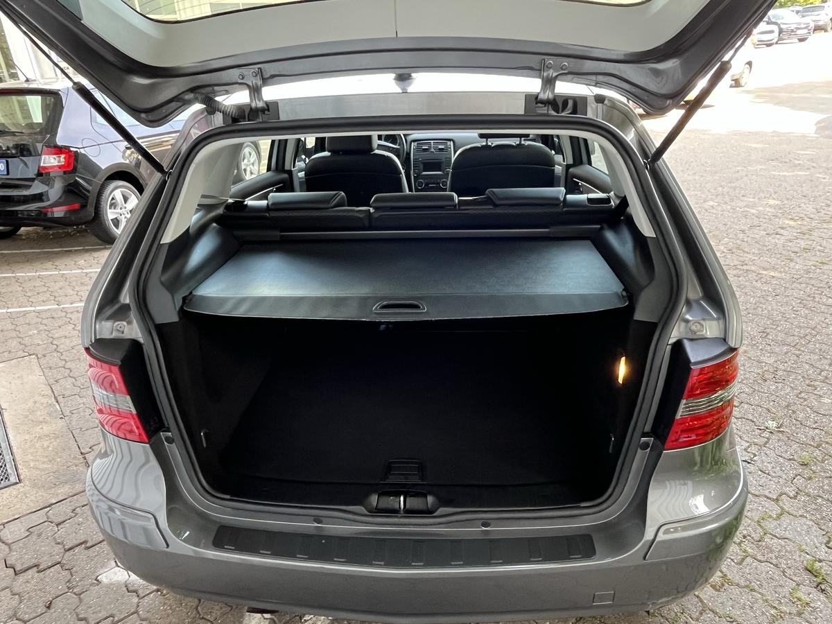 Mercedes-Benz B 180 RENTNER*AUTOM*SHZ*THEMOTRONIC*SCHECKHEFT