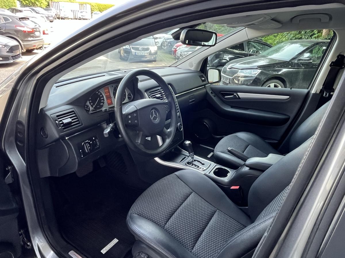 Mercedes-Benz B 180 RENTNER*AUTOM*SHZ*THEMOTRONIC*SCHECKHEFT