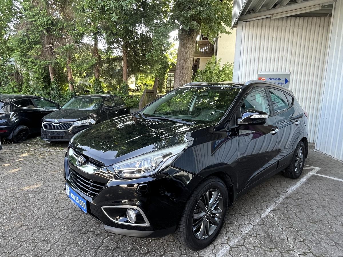 Hyundai ix35 2.0 STYLE  AWD KLIMA ALU CAMERA PDC SHZ XENON NAVI 