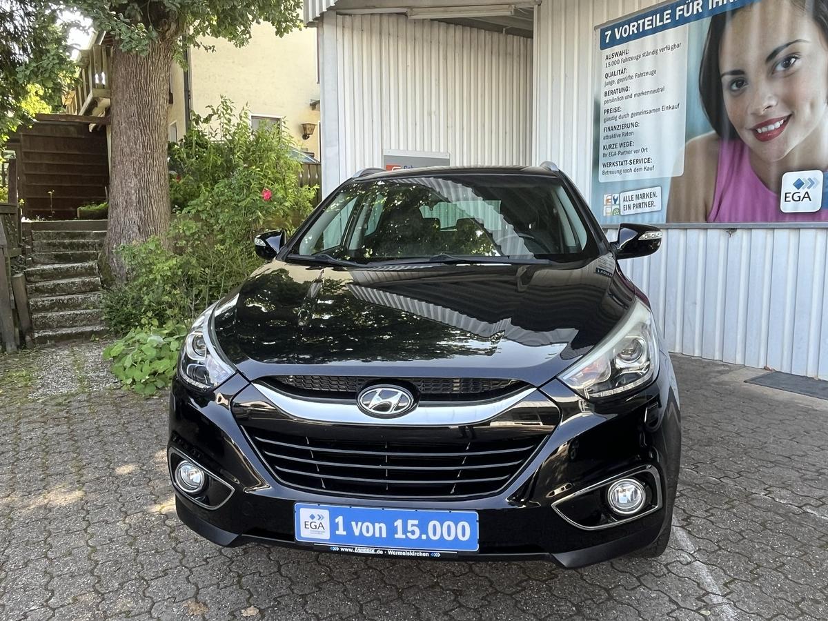 Hyundai ix35 2.0 STYLE  AWD KLIMA ALU CAMERA PDC SHZ XENON NAVI 