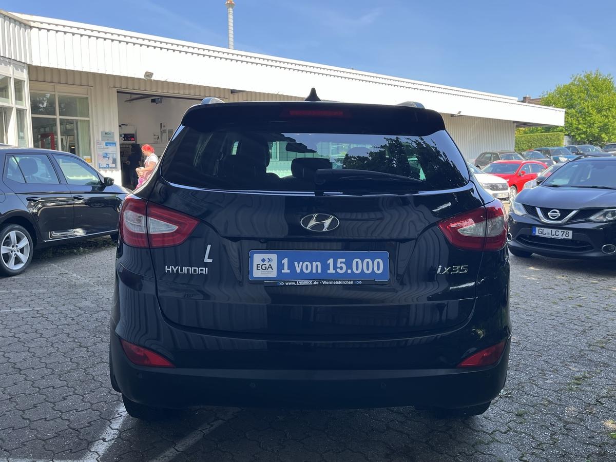 Hyundai ix35 2.0 STYLE  AWD KLIMA ALU CAMERA PDC SHZ XENON NAVI 