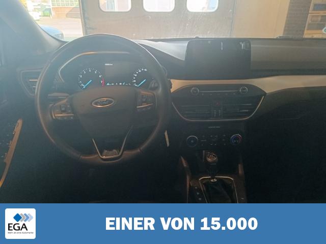 Ford Focus COOL & CONNECT NAVI / PDC / GJR / WINTER-PAKET