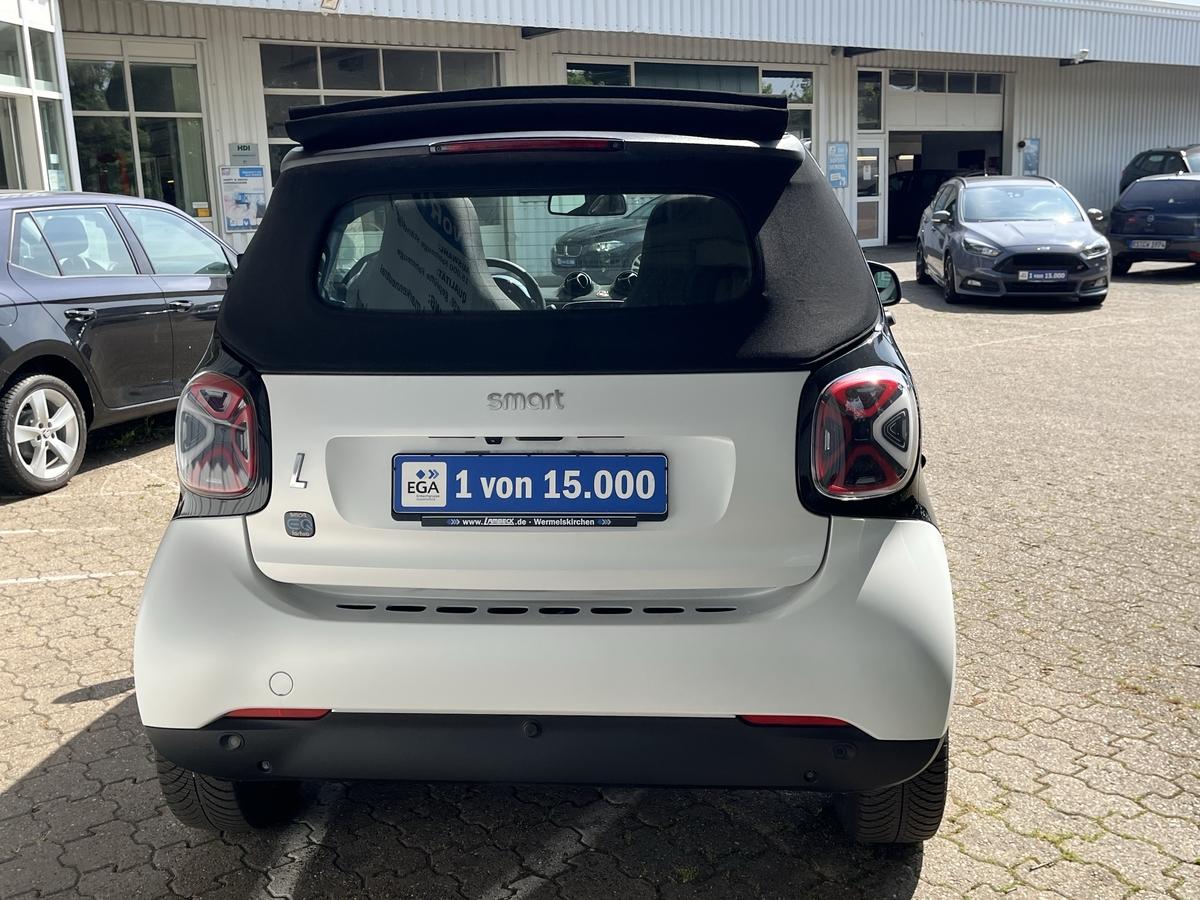 Smart ForTwo EQ cabrio*EXCLUSIVE*22kW*CAM*MEDIA*SHZ*ALLWETTER*LED*