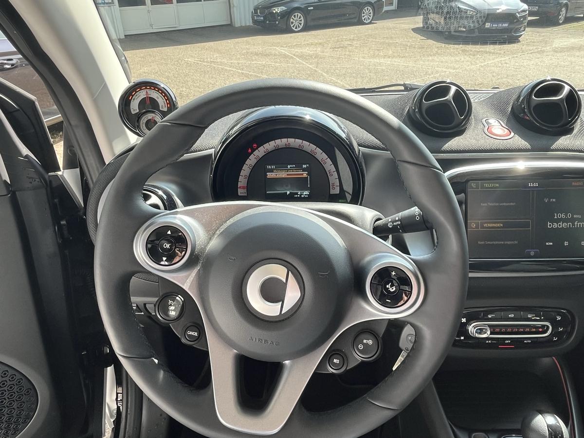Smart ForTwo EQ cabrio*EXCLUSIVE*22kW*CAM*MEDIA*SHZ*ALLWETTER*LED*