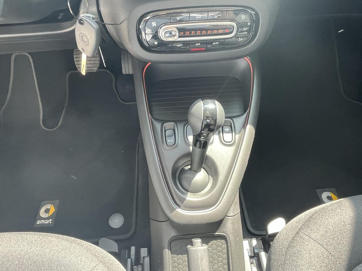 Smart ForTwo EQ cabrio*EXCLUSIVE*22kW*CAM*MEDIA*SHZ*ALLWETTER*LED*