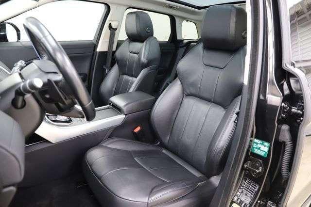 Land Rover Range Rover Evoque 2.0d 179PS 4x4 SE Pano 1Hand