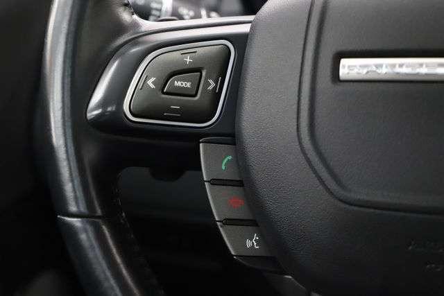 Land Rover Range Rover Evoque 2.0d 179PS 4x4 SE Pano 1Hand