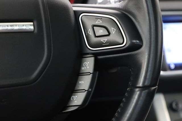 Land Rover Range Rover Evoque 2.0d 179PS 4x4 SE Pano 1Hand