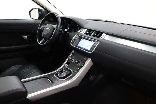 Land Rover Range Rover Evoque 2.0d 179PS 4x4 SE Pano 1Hand