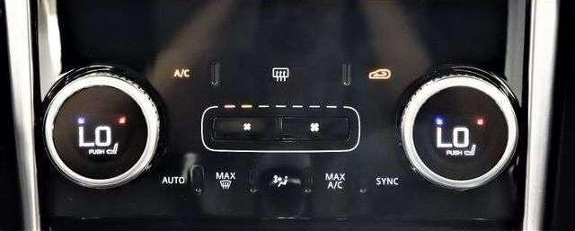 Jaguar XE S 2.0 Turbo 250PS VIR.COCKPIT Carplay 1.HAND