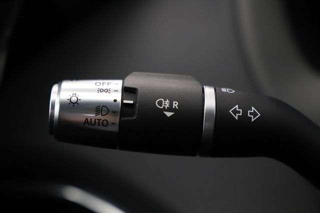 Jaguar XE S 2.0 Turbo 250PS VIR.COCKPIT Carplay 1.HAND
