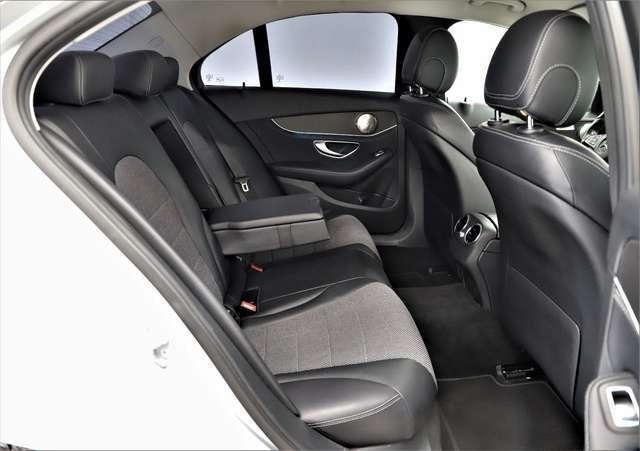 Mercedes-Benz C 180 156PS 7G Exclusive Night Business Navi LED