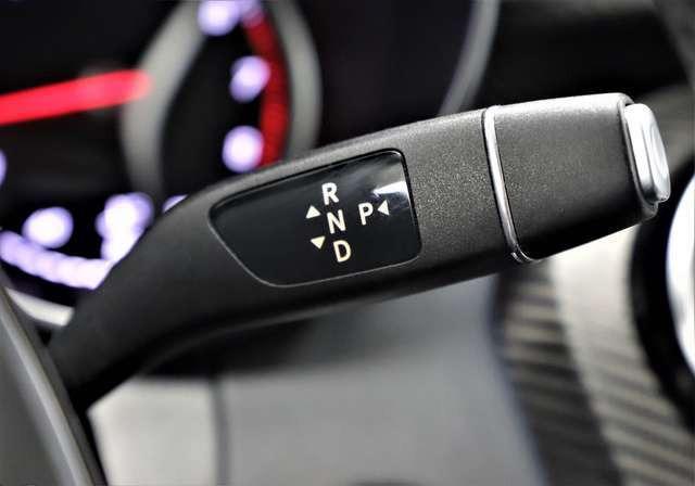Mercedes-Benz C 180 156PS 7G Exclusive Night Business Navi LED