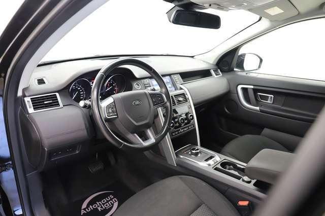 Land Rover Discovery Sport SE AWD 241PS Pano SHZ 1.Hand