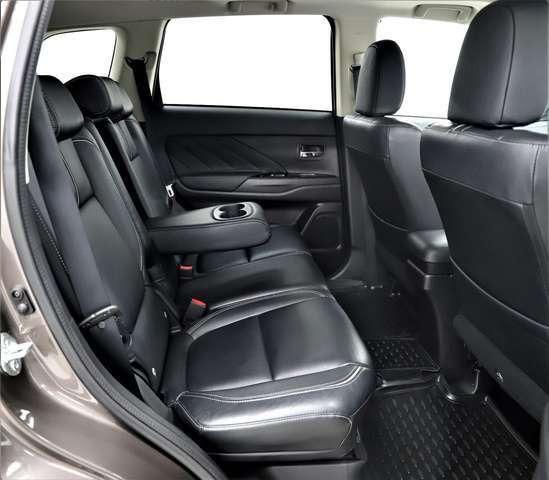 Mitsubishi Outlander 2.0 203PS Plug-in-Hybrid PHEV TOP 4WD