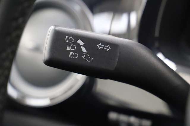 Volkswagen up! 1.0 60PS move up BMT Klima Leder SHZ Fender