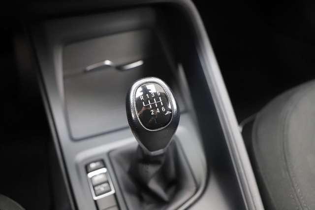 BMW X1 18 i 1.5 136PS sDrive Navi R-Kamera
