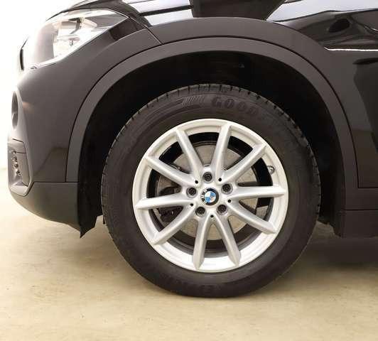 BMW X1 18 i 1.5 136PS sDrive Navi R-Kamera