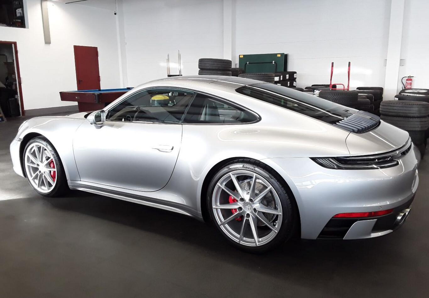 Porsche 992 911 Carrera S 3.0 PDK Club-Leder Chrono DesignP