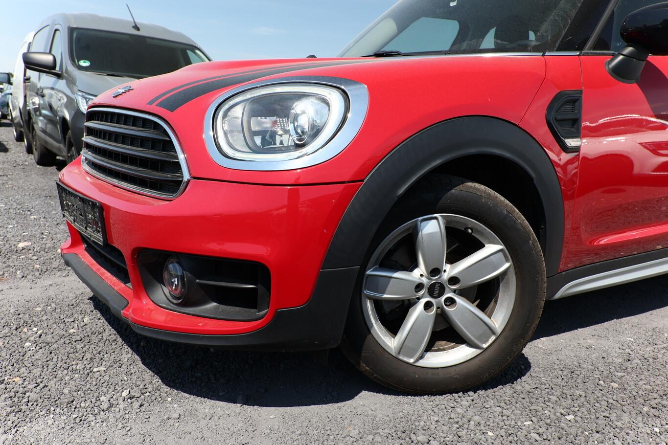 MINI Cooper COUNTRYMAN  136 DKG Pepper Nav LED PDC