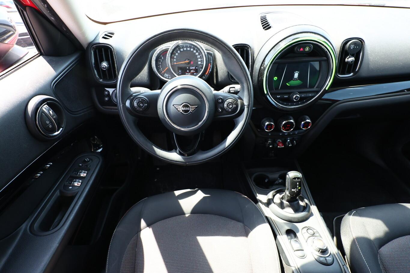 MINI Cooper COUNTRYMAN  136 DKG Pepper Nav LED PDC