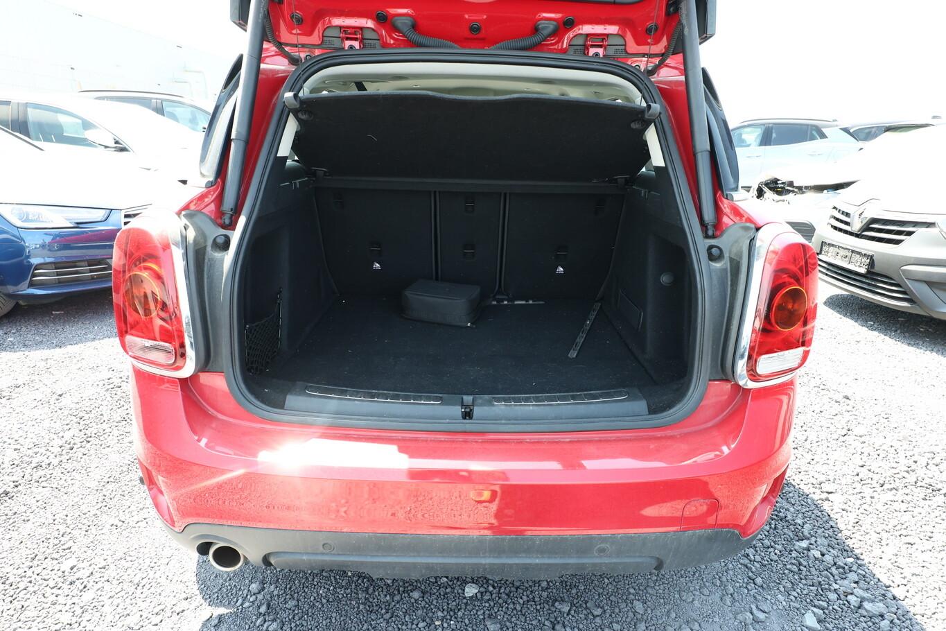 MINI Cooper COUNTRYMAN  136 DKG Pepper Nav LED PDC