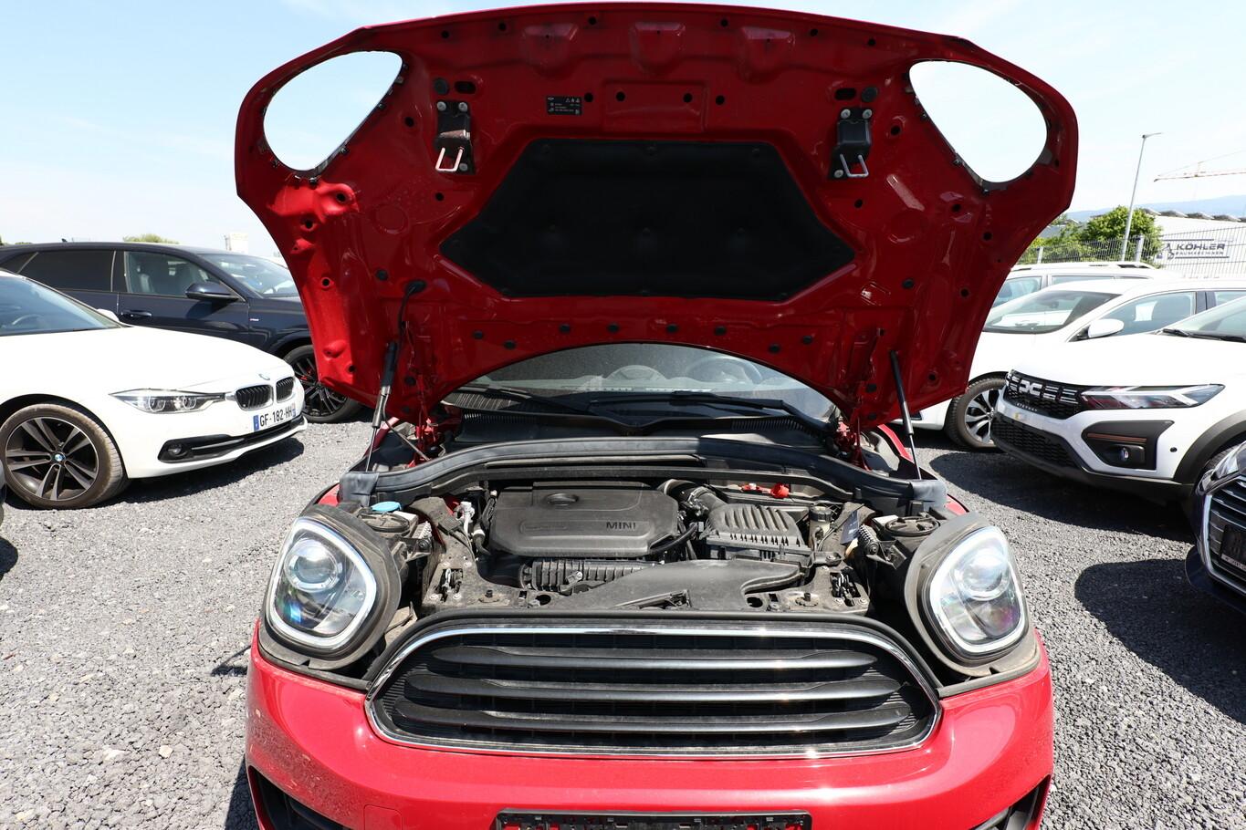 MINI Cooper COUNTRYMAN  136 DKG Pepper Nav LED PDC