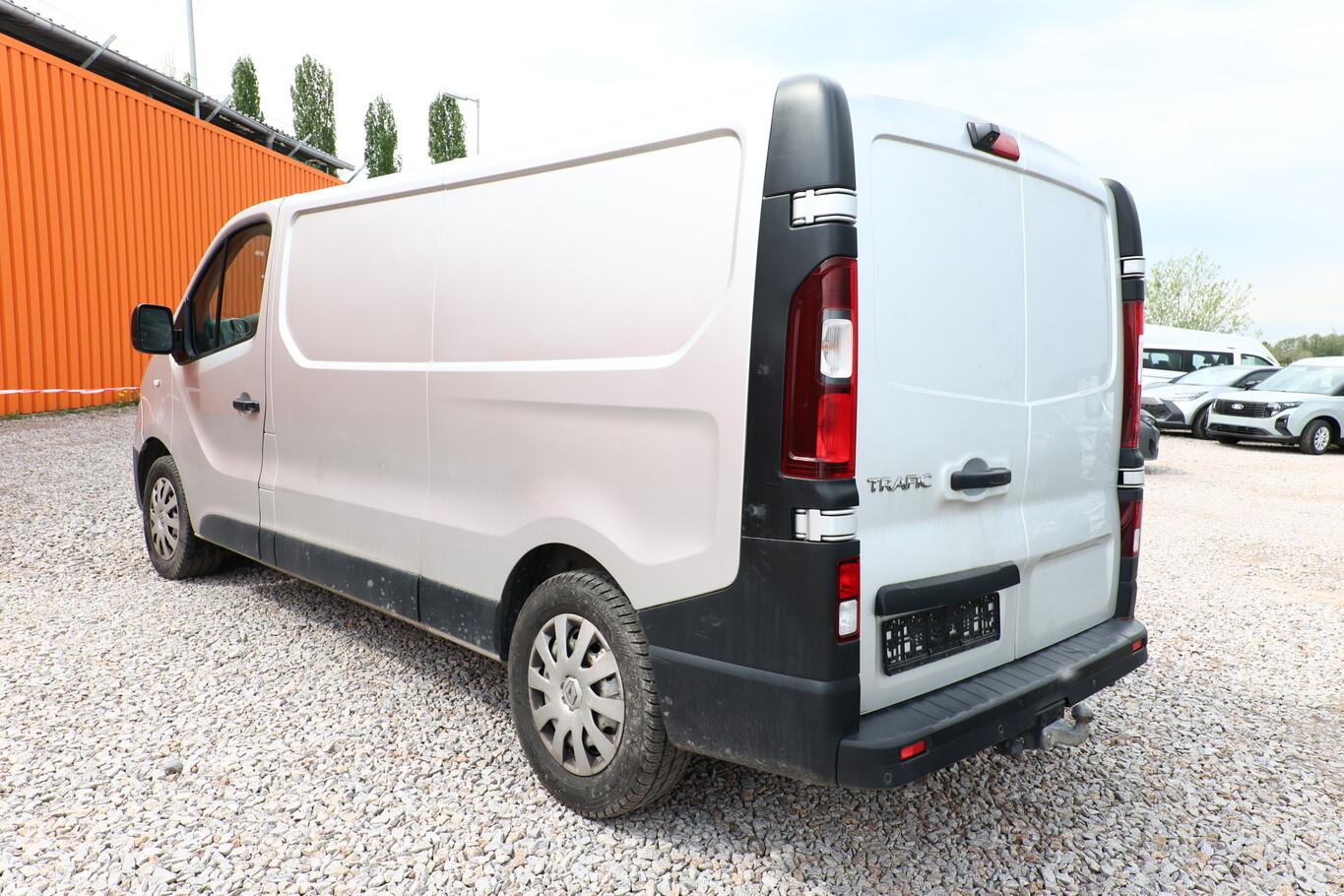 Renault Trafic 1,6 dCi 145 L2H1 2,9t Komfort Nav PDC AHK
