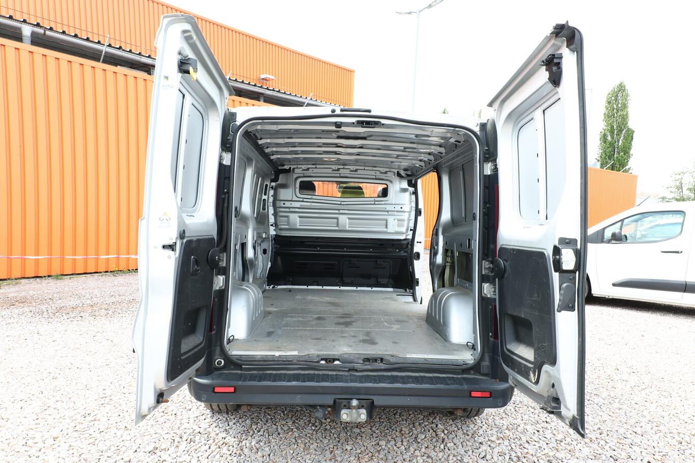 Renault Trafic 1,6 dCi 145 L2H1 2,9t Komfort Nav PDC AHK