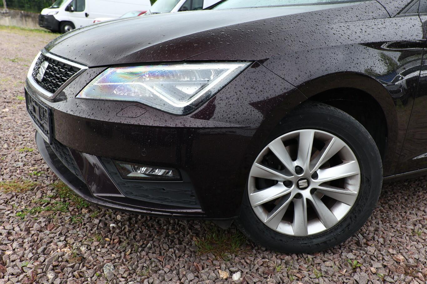 Seat Leon ST 1.6 TDI 116 Style Leder Nav LED PDC AHK