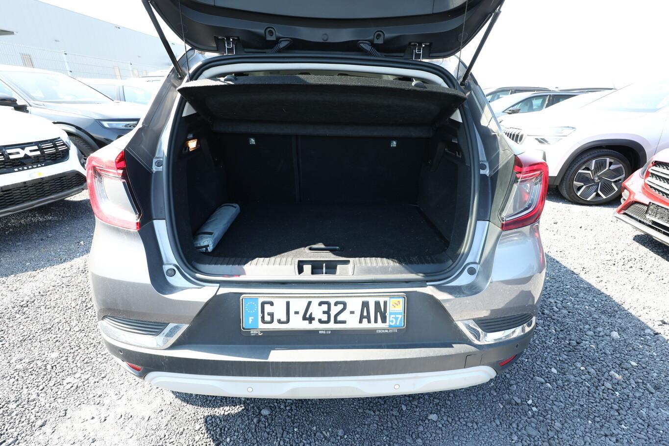 Renault Captur II TCe 140 MHEV EDC LED Nav PDC Kam 17Z