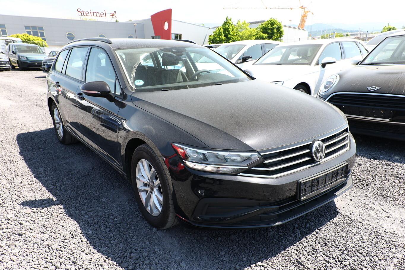 Volkswagen Passat Variant 1.6 TDI 120 DSG LED Nav SHZ AppCo