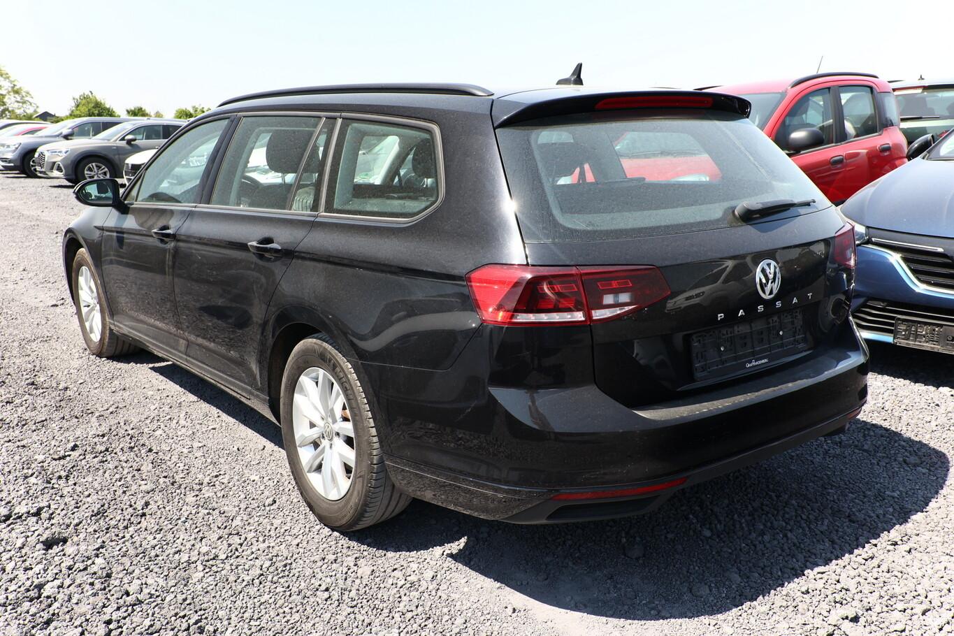Volkswagen Passat Variant 1.6 TDI 120 DSG LED Nav SHZ AppCo