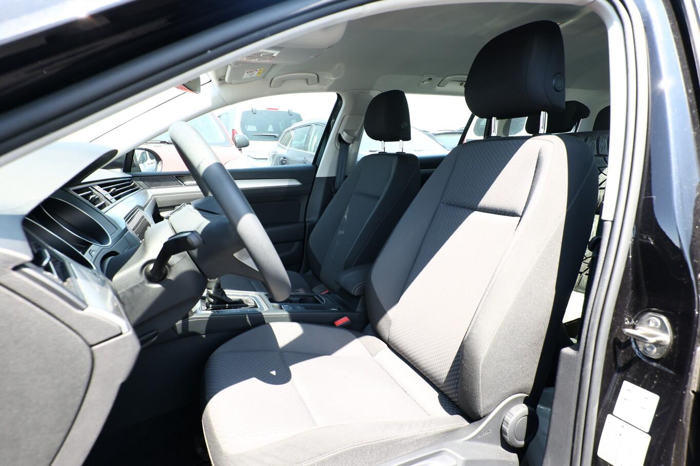 Volkswagen Passat Variant 1.6 TDI 120 DSG LED Nav SHZ AppCo