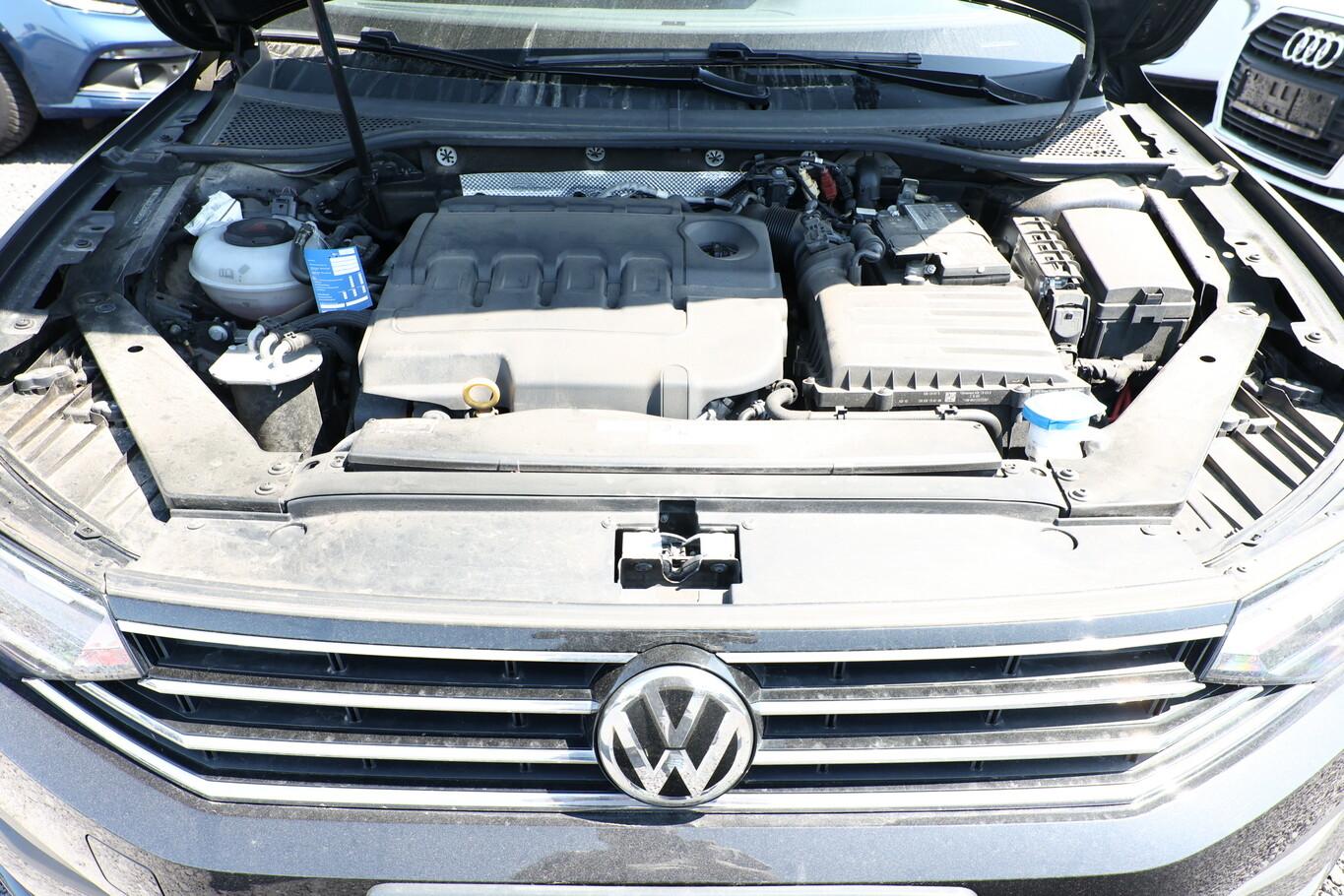 Volkswagen Passat Variant 1.6 TDI 120 DSG LED Nav SHZ AppCo