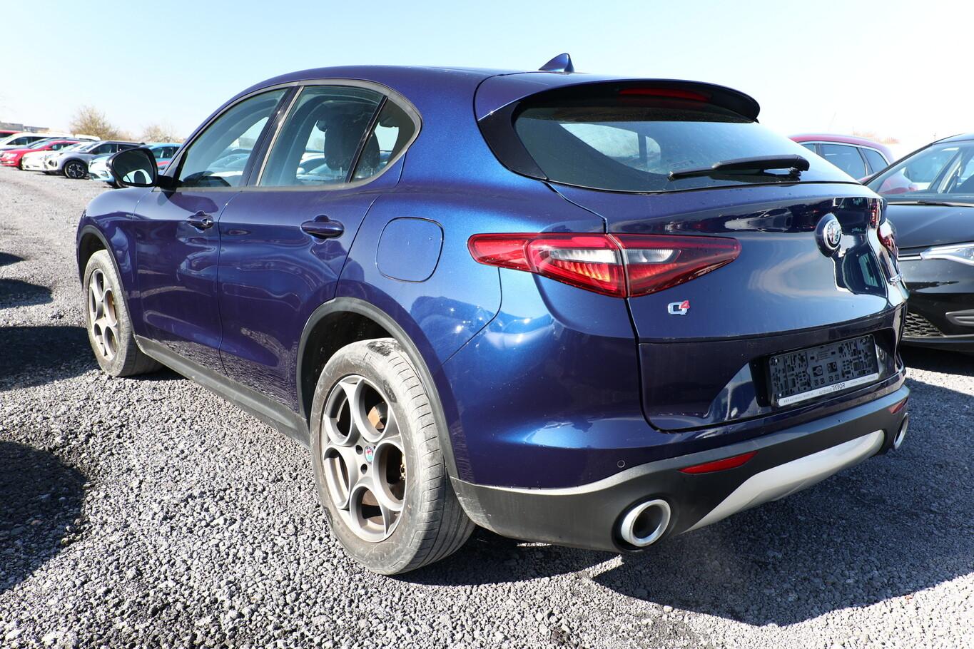 Alfa Romeo Stelvio 2.0 Turbo 280 Q4 Leder EHK 19Z PDC LaneA