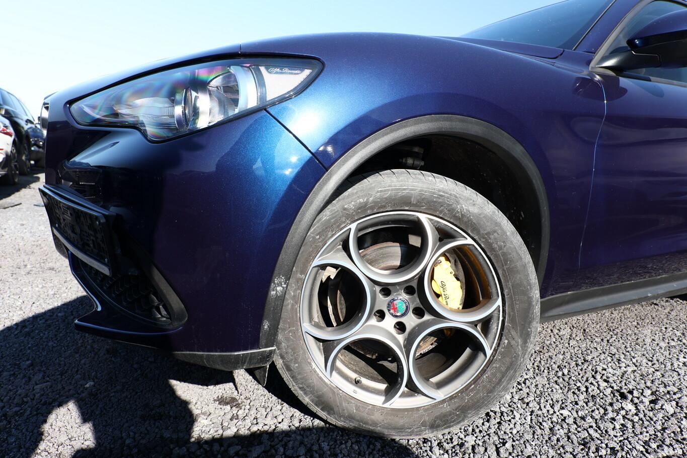 Alfa Romeo Stelvio 2.0 Turbo 280 Q4 Leder EHK 19Z PDC LaneA