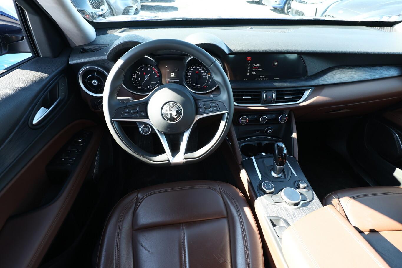 Alfa Romeo Stelvio 2.0 Turbo 280 Q4 Leder EHK 19Z PDC LaneA