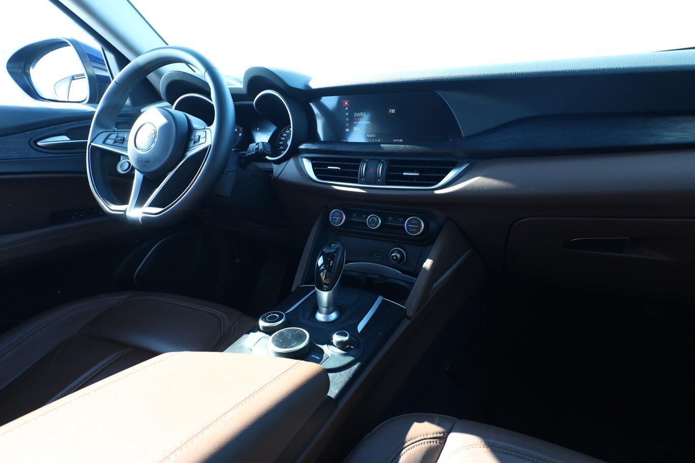 Alfa Romeo Stelvio 2.0 Turbo 280 Q4 Leder EHK 19Z PDC LaneA