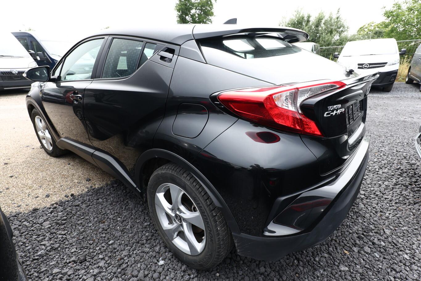 Toyota C-HR 1.8 Hybrid 122 CVT Flow PDC Temp Kam LaneAs