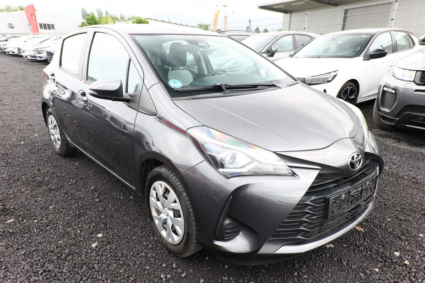 Toyota Yaris 1.0 VVT-i 72 Comfort Kam.