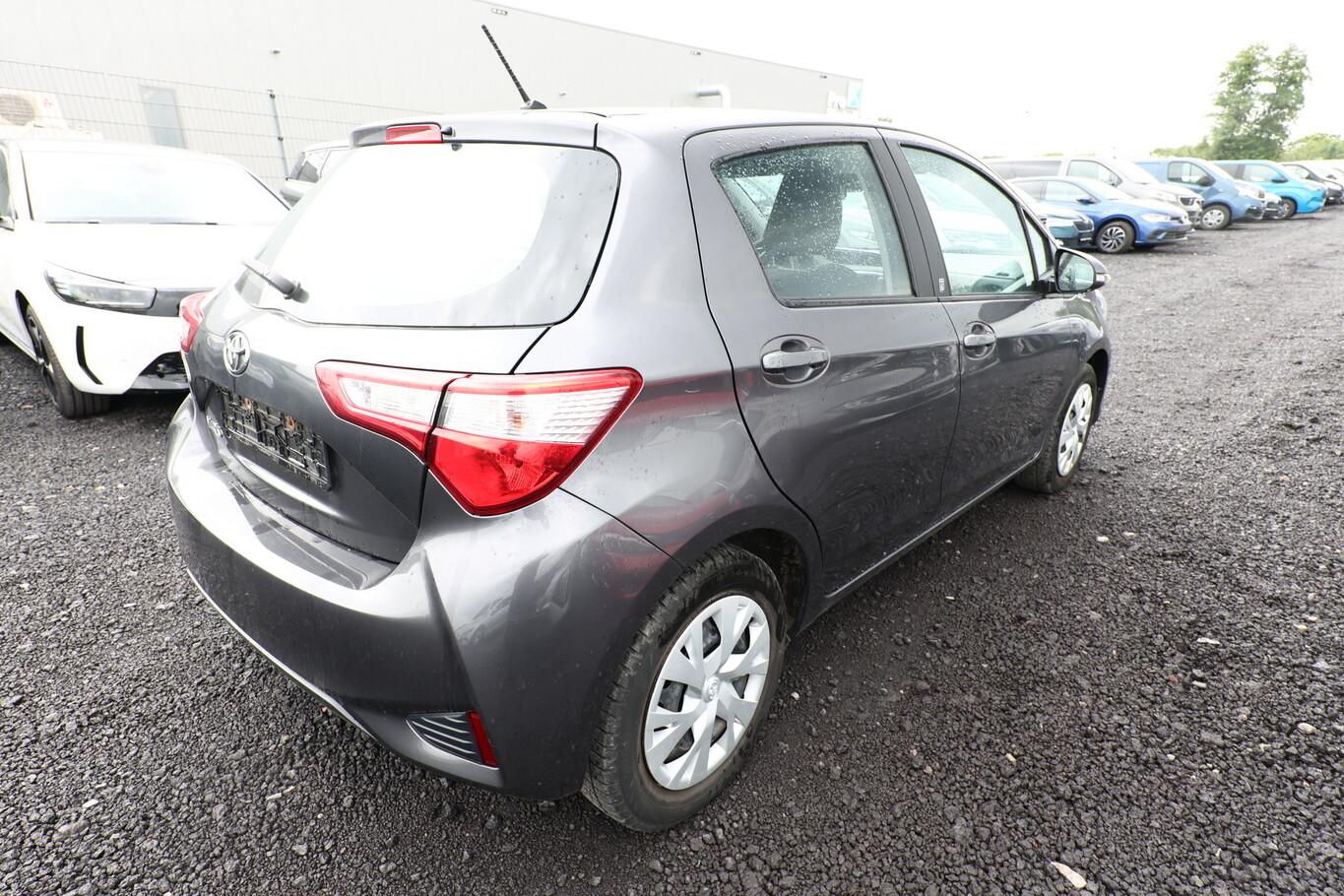 Toyota Yaris 1.0 VVT-i 72 Comfort Kam.
