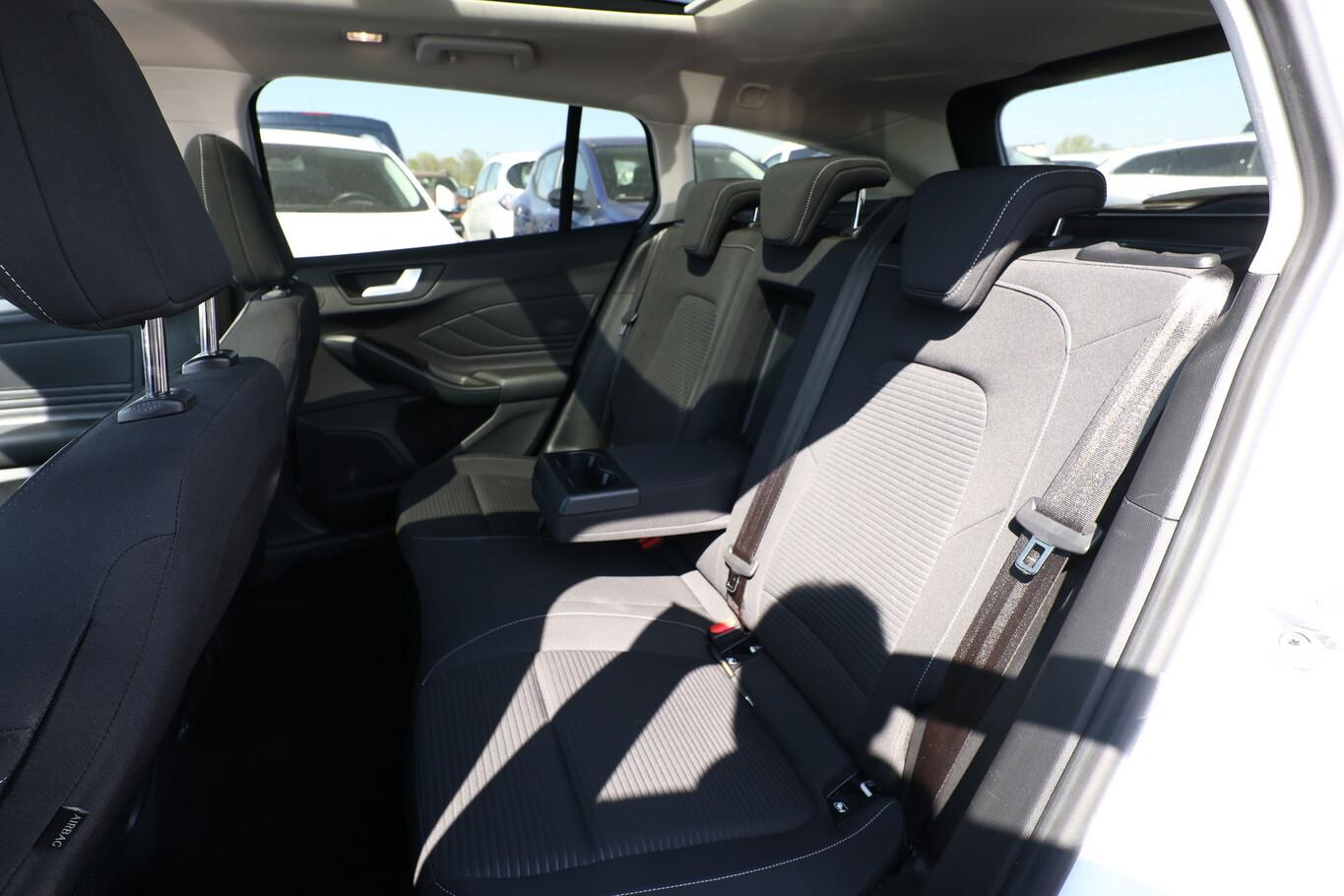 Ford Focus 1.5 EB Titanium Pano DesignP LED B&O ParkA