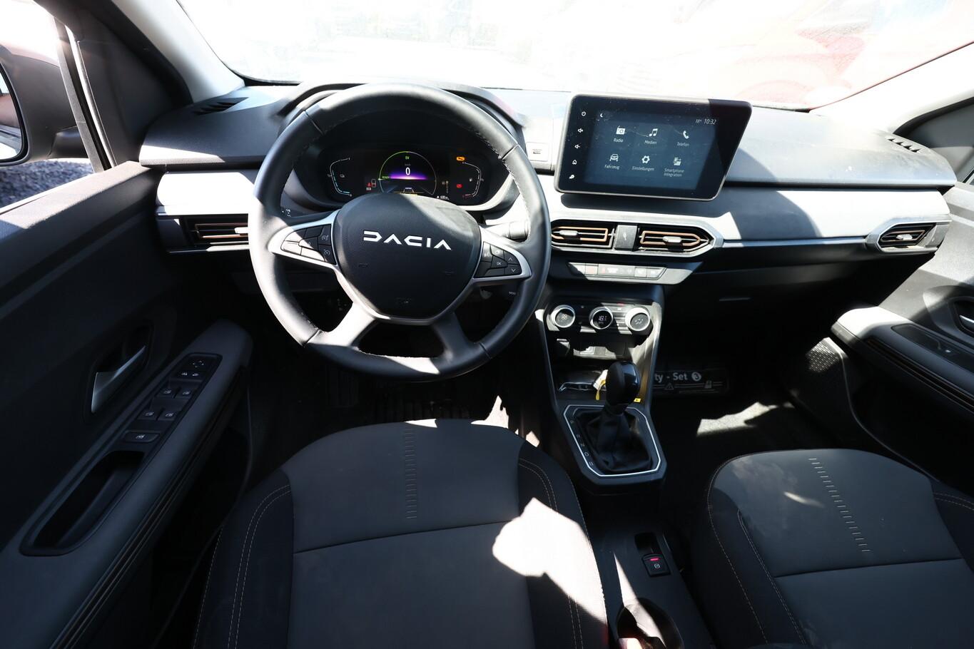 Dacia Jogger E-TECH 140 Aut. Extreme 7-S PDC Kam 16Z