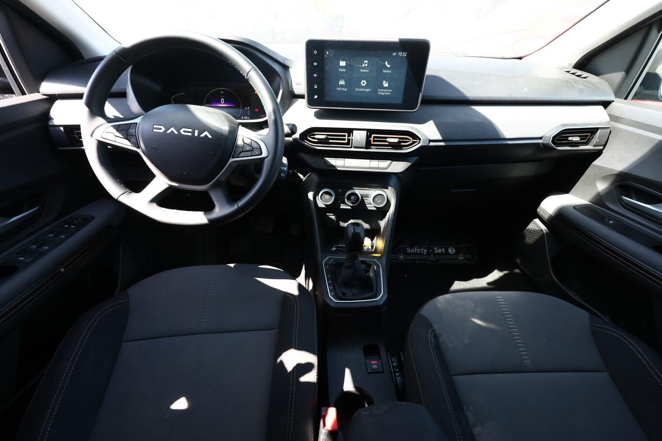 Dacia Jogger E-TECH 140 Aut. Extreme 7-S PDC Kam 16Z