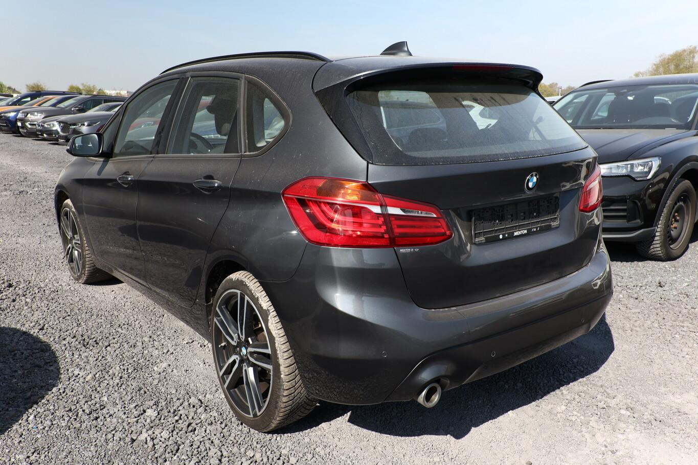 BMW 218 2er Active Tourer i Advantage LED Nav. PDC