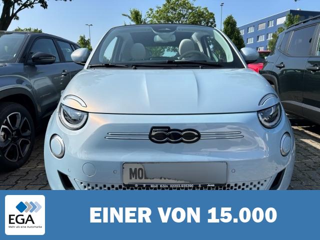 Fiat 500e La Prima by Bocelli Navi Soundsystem JBL 360 Kamera LED Apple CarPlay Andro