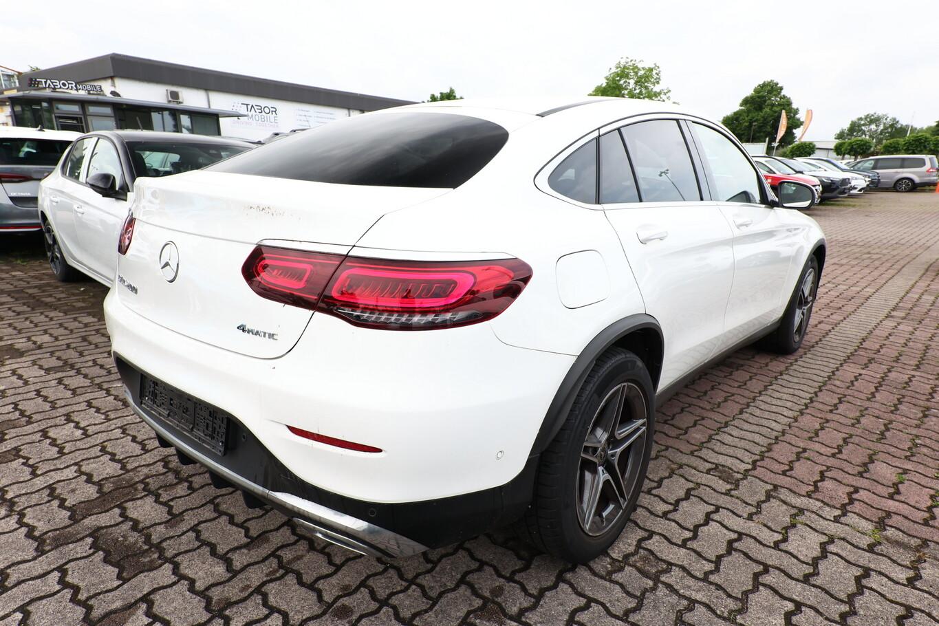Mercedes-Benz GLC 200 4M Coupé AMG Line LED Kam SHZ Nav PrivG